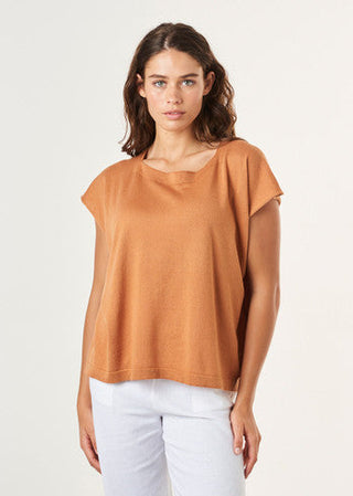 Esme Tee